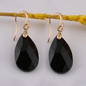 NWT Gold + Black Teardrop Crystal Earrings